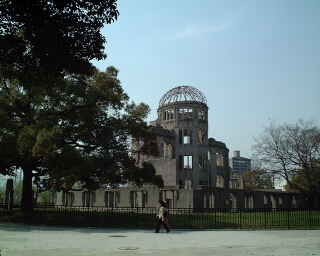 dome.jpg (77774 �o�C�g)